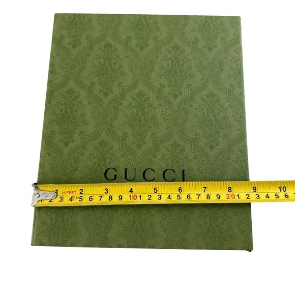 Gucci Green Gift Box/Tissue Paper/Card - Picture 6 of 8